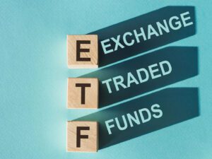 ETFs vs Mutual Funds
