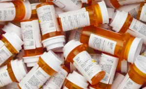 Poly Medicure QIP shares discount