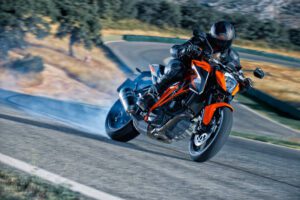 KTM 200 Duke features 2024